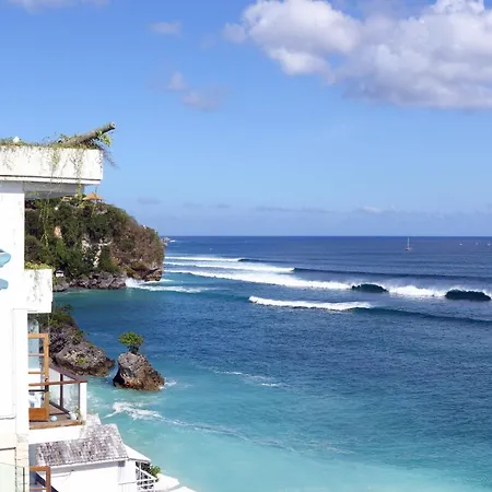 Bale Bingin Beachfront Stay-3